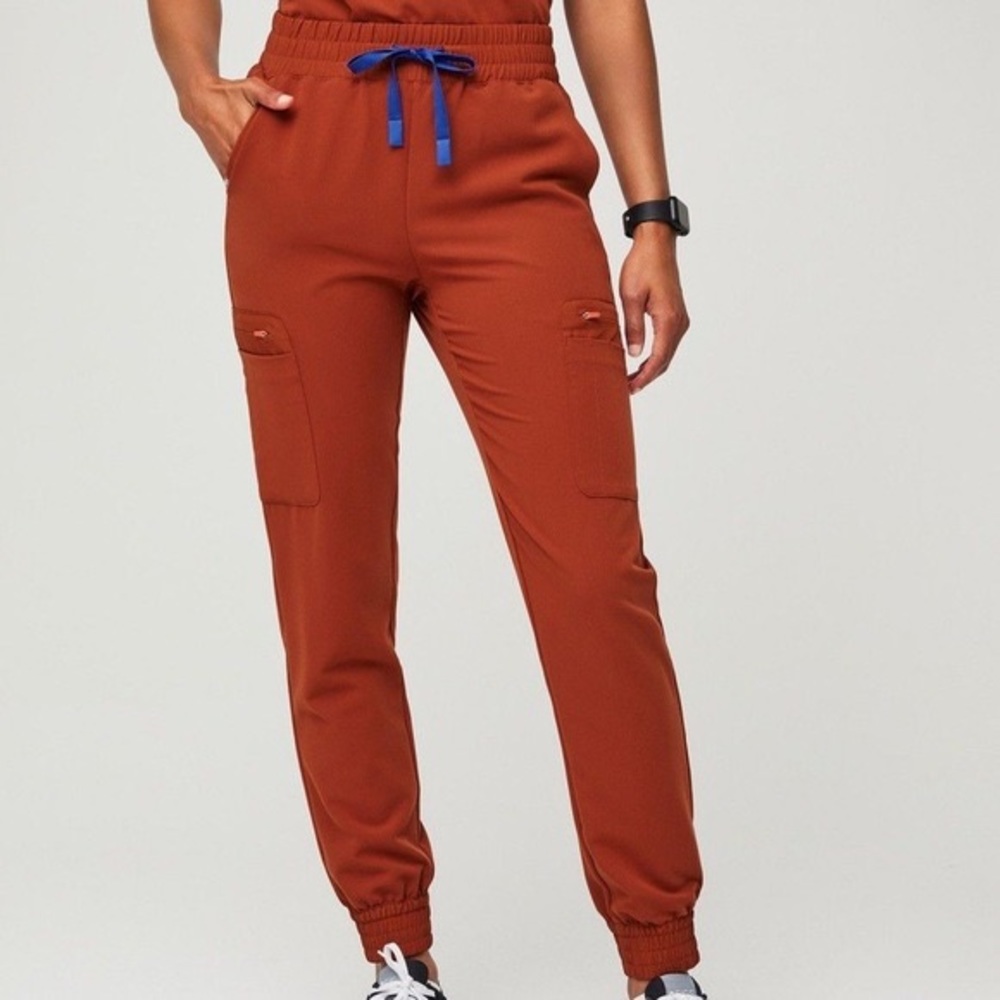 Figs Scrubs Zamora high waisted joggers - orange limited color -M NWT